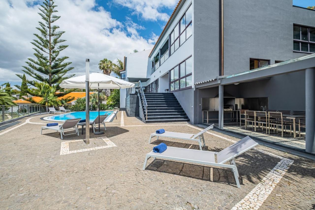 Ample Villa With Pool And Gorgeous Ocean View フンシャル エクステリア 写真