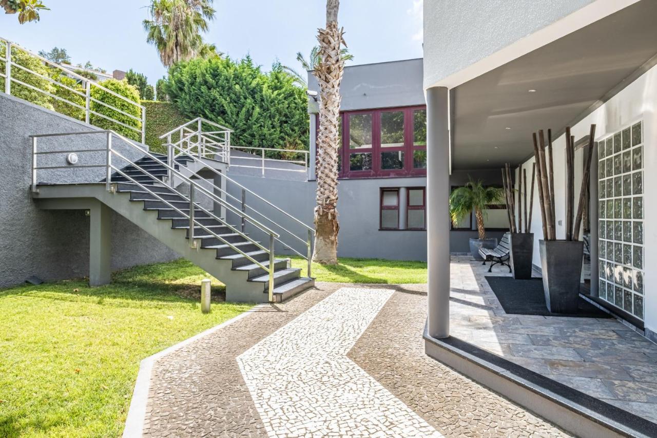 Ample Villa With Pool And Gorgeous Ocean View フンシャル エクステリア 写真