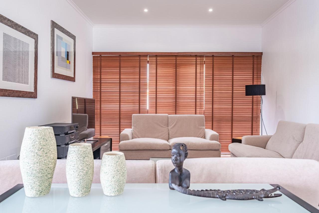 Ample Villa With Pool And Gorgeous Ocean View フンシャル エクステリア 写真