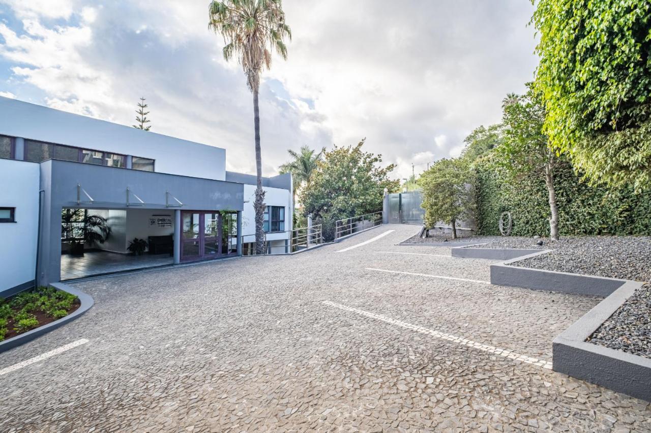 Ample Villa With Pool And Gorgeous Ocean View フンシャル エクステリア 写真