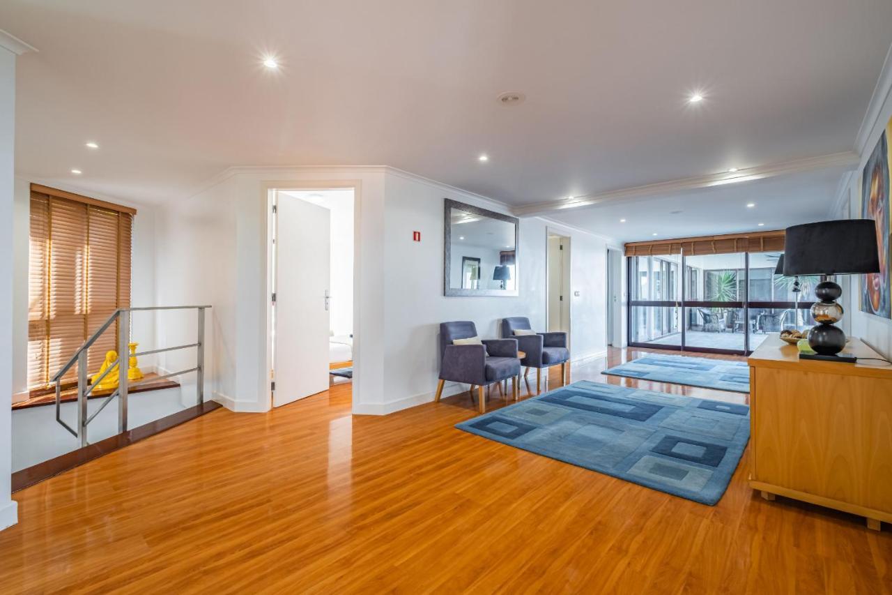 Ample Villa With Pool And Gorgeous Ocean View フンシャル エクステリア 写真